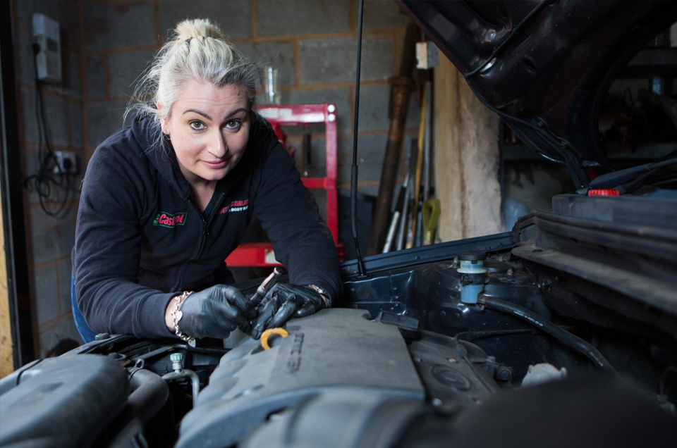 Louise Baker, Womanic